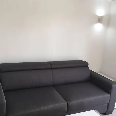 White Studio Opatija Apartment *